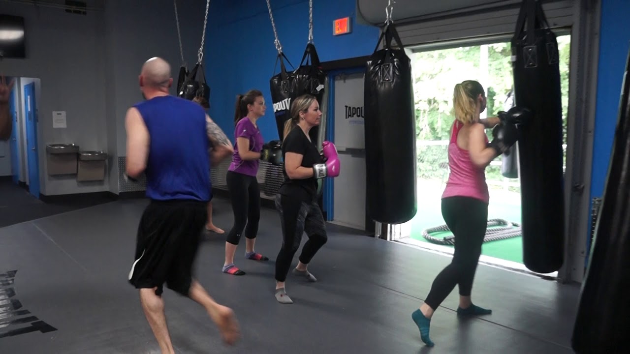 gym with boxing classes near me