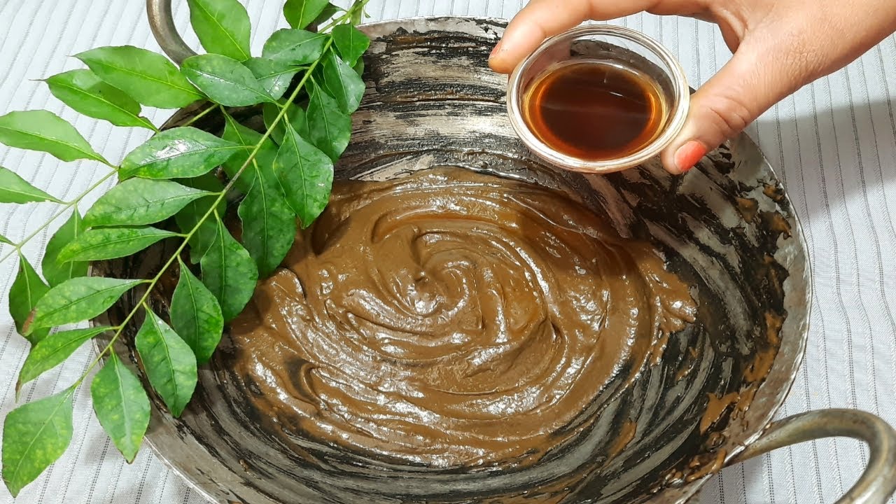 मेहंदी में इन्हें मिला कर लगाने से एक एक बाल जड़ से काला होगा। Kali Mehndi| safed balo ke liye