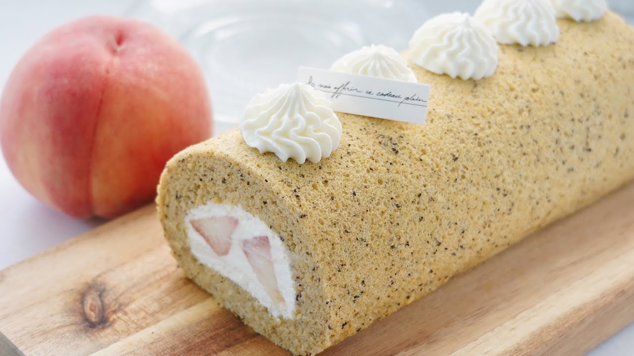 桃と紅茶のロールケーキの作り方・レシピ  湯煎無しの共立て生地で簡単・ふわしっとりの美味しい生地に秘密あり!