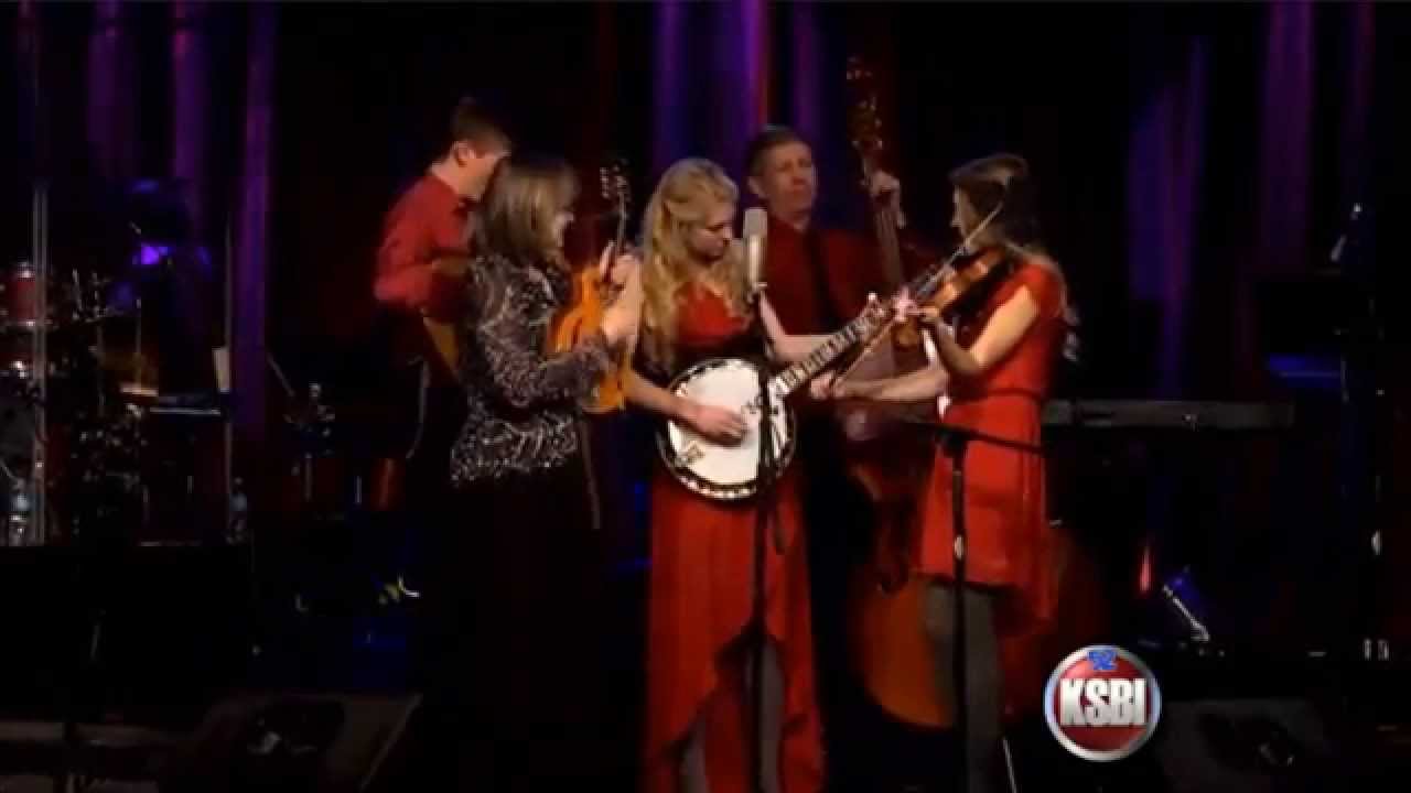 The Petersen Family Featuring Ellen Petersen w/ Banjo 