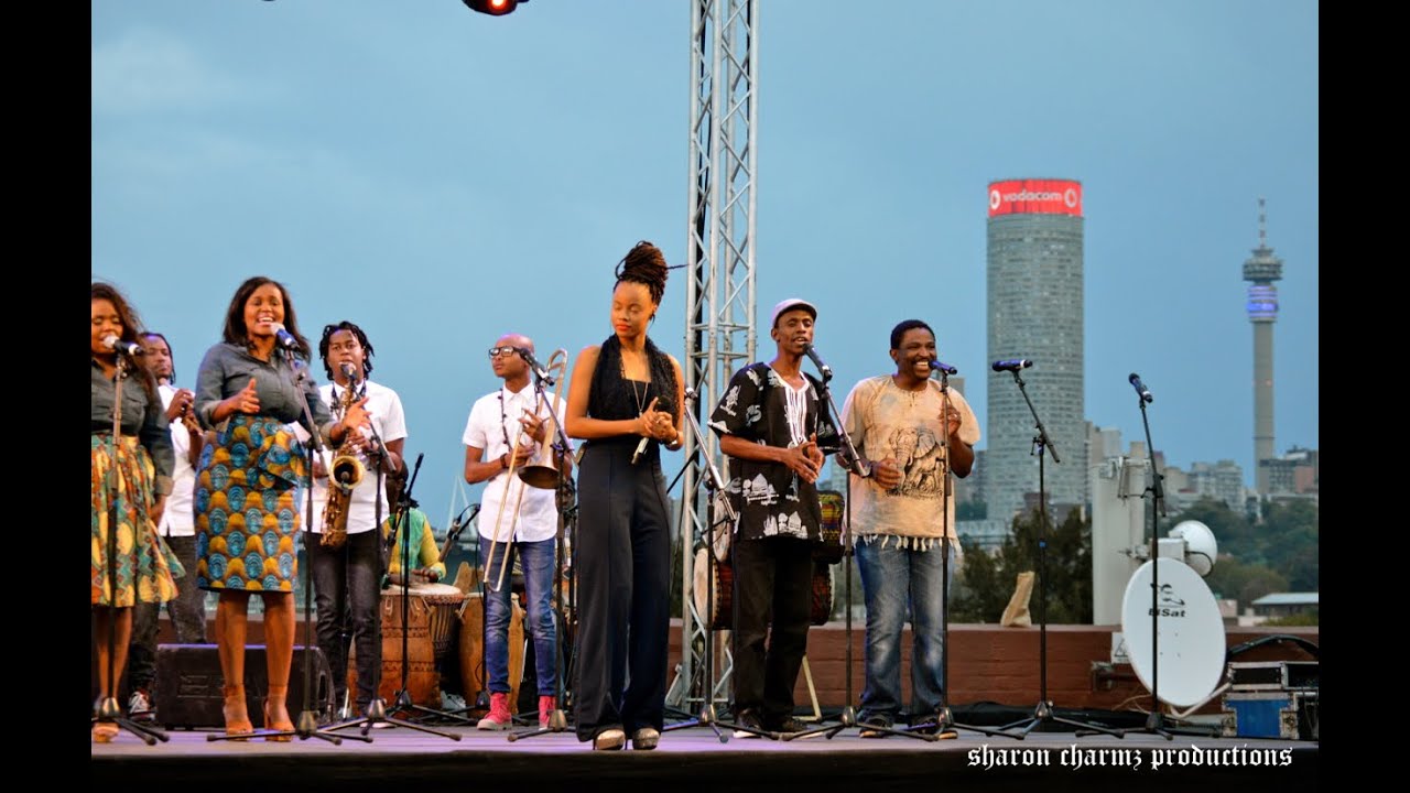 LIVE Under Joburg Skies · Africappella, Riqui Sandows, Titi Luzipo a.o.