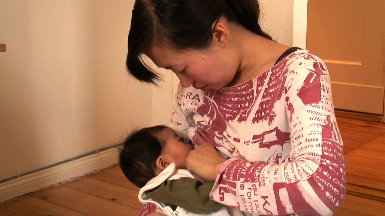 ANE-Babyfilm 14 (Englisch): Babys Nahrung - Stillen