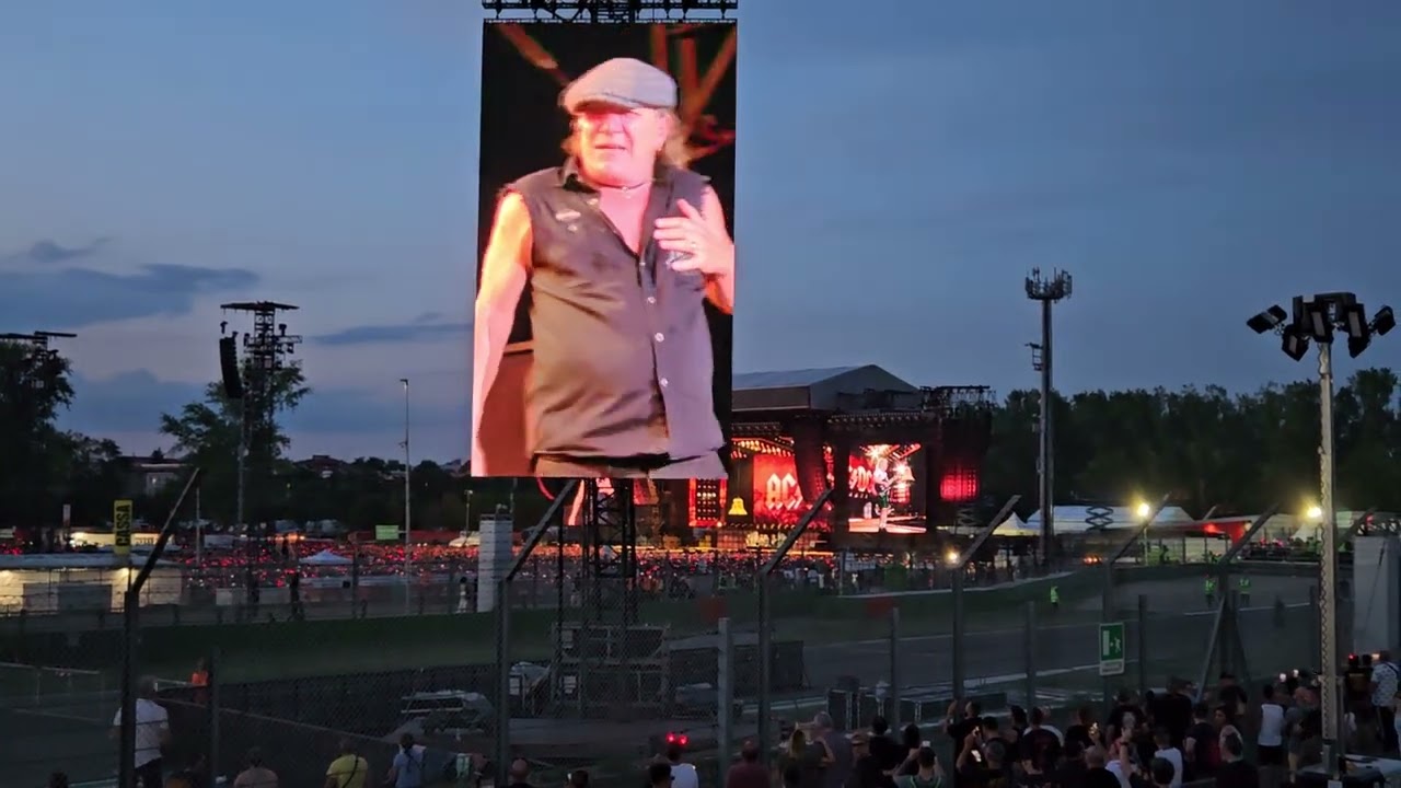AC/DC Imola 2025. Hells Bells