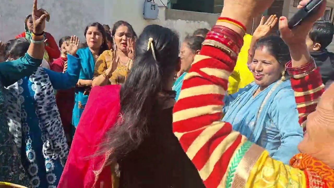 Aj hui bhole Baba ki shaadi 😃😄
