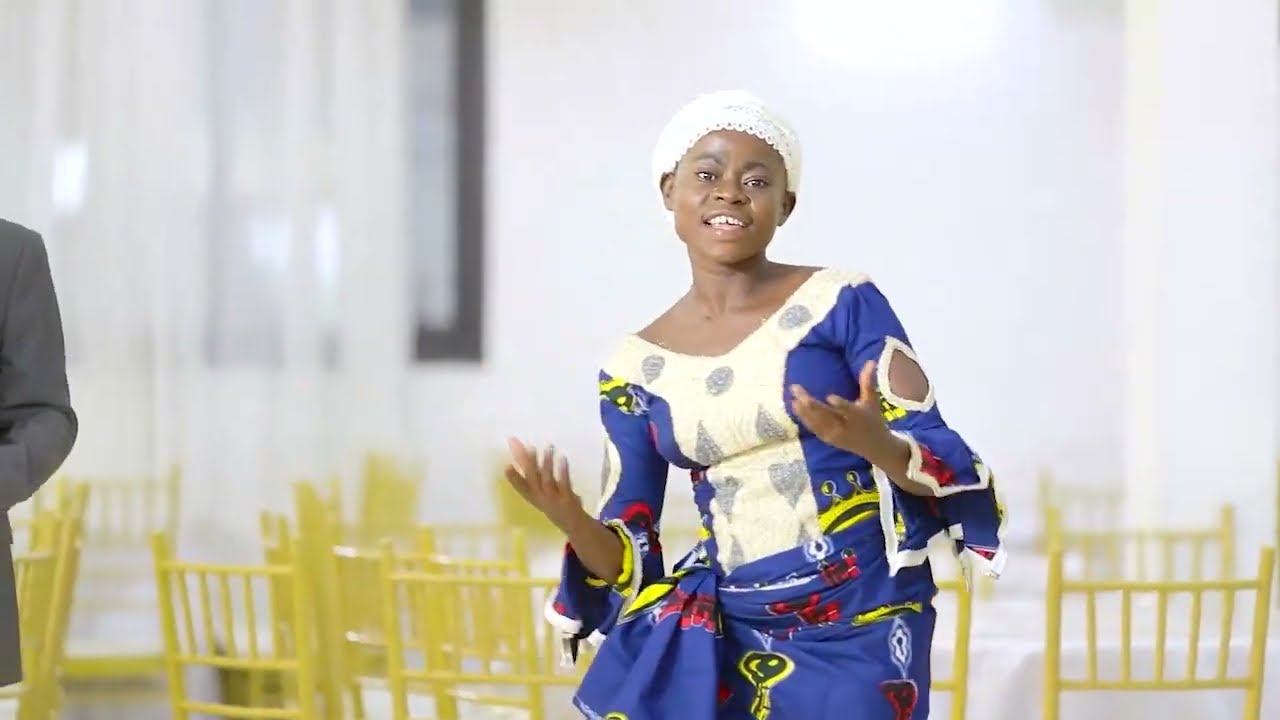 Twawatakiya  by Sayuni choir 8ème CEPAC NYASI
