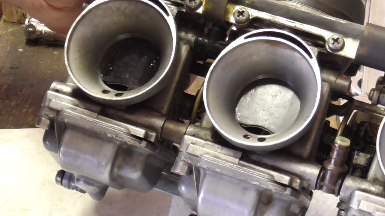 1991 Suzuki 1100G Carb Clean & Check. Mikuni BST 36's