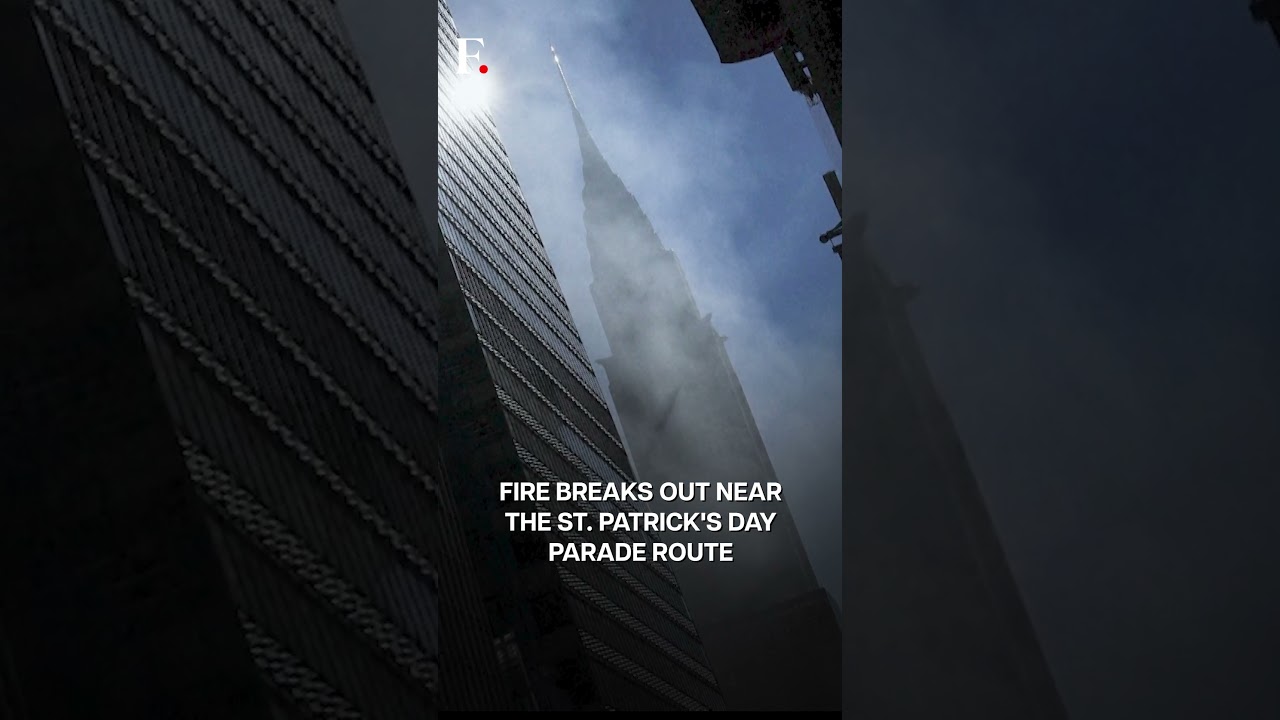 New York: Fire Breaks Out In Midtown Manhattan High-Rise | Subscribe to Firstpost  | N18G
