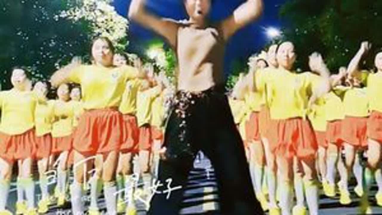 #黄家驹经典歌曲 视频好像拍了有十多天了，完全忘了😂😂😂#乖乖原创健身操