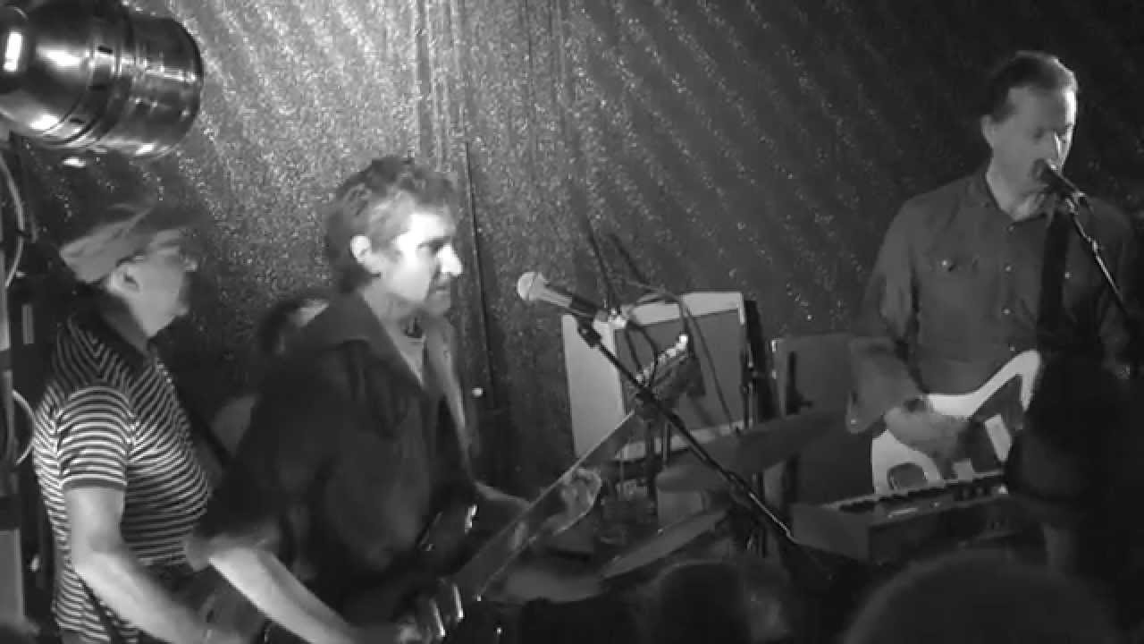 The Clean (with Peter Gutteridge) - Can't Find Water (live)