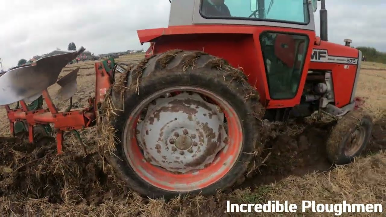 1979 Massey Ferguson 575 3.9 Litre 4-Cyl Diesel Tractor (66 HP)