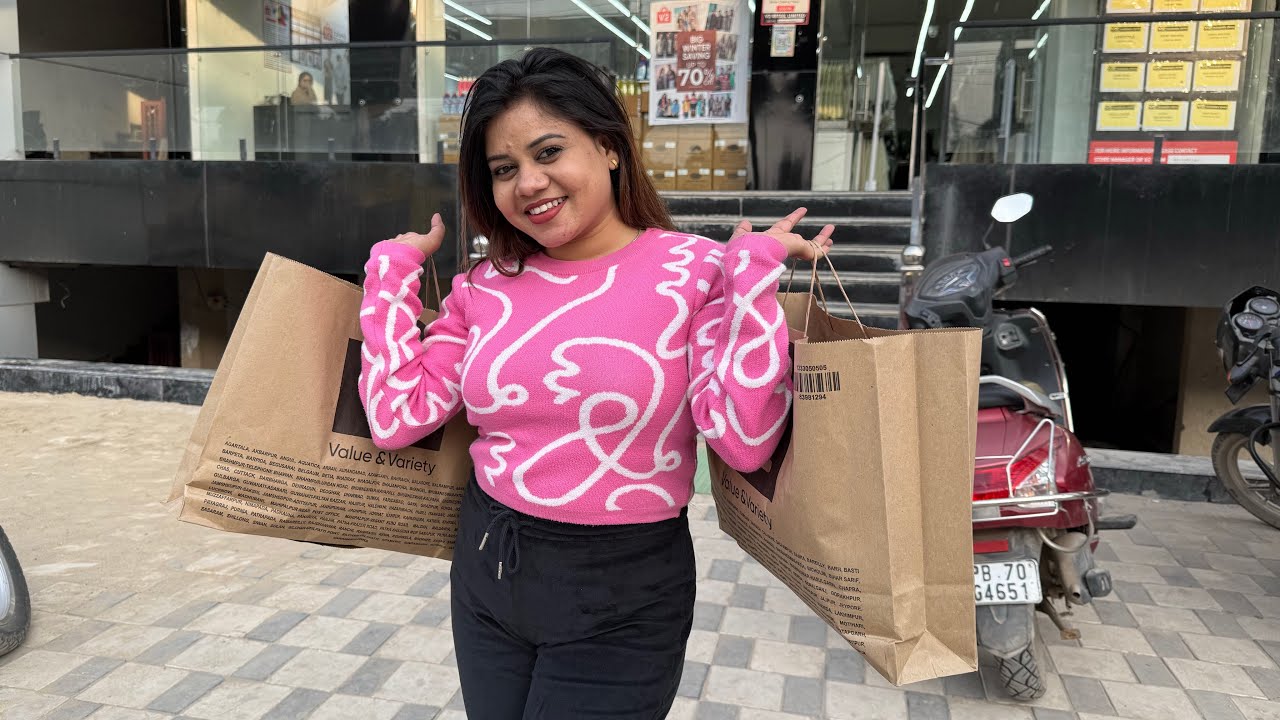 Suraj ne karaya Nikki ko shopping (surajbhatiavlogs)￼