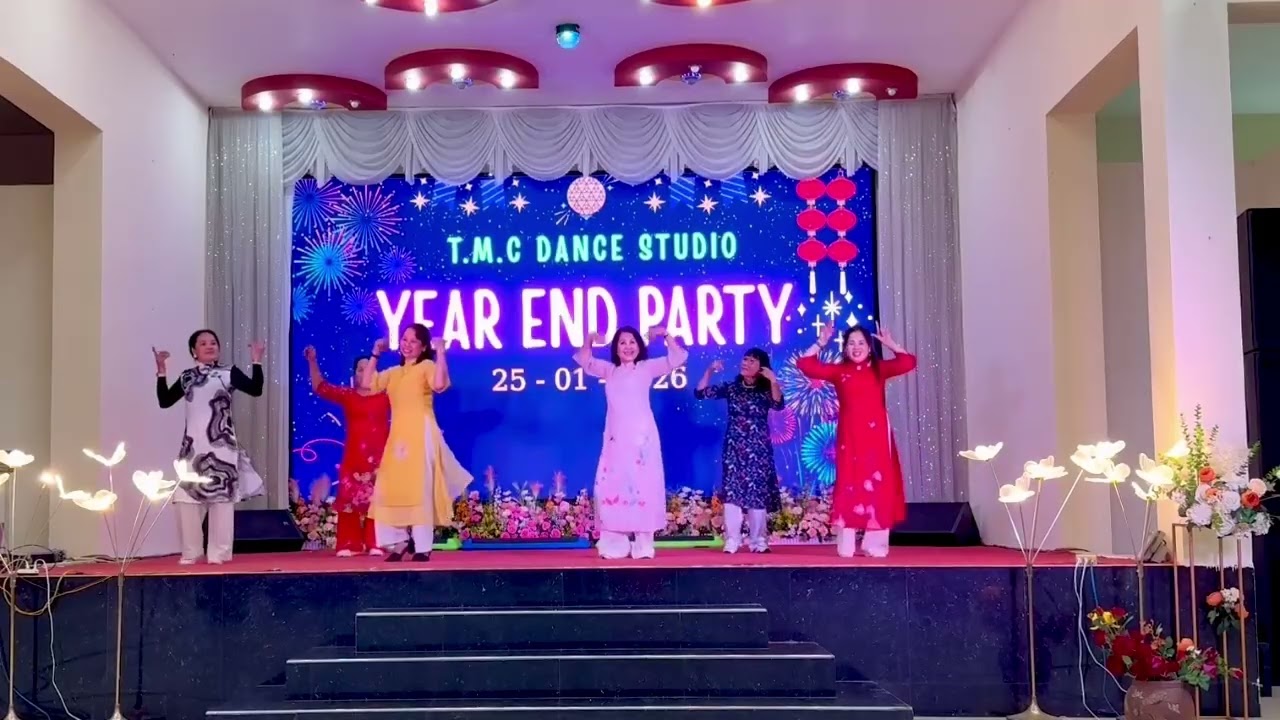 “ TẾT BÌNH AN “ CLB PHỤ NỮ KHỐI 3 thực hiện (nhà hàng Thanh Thanh )