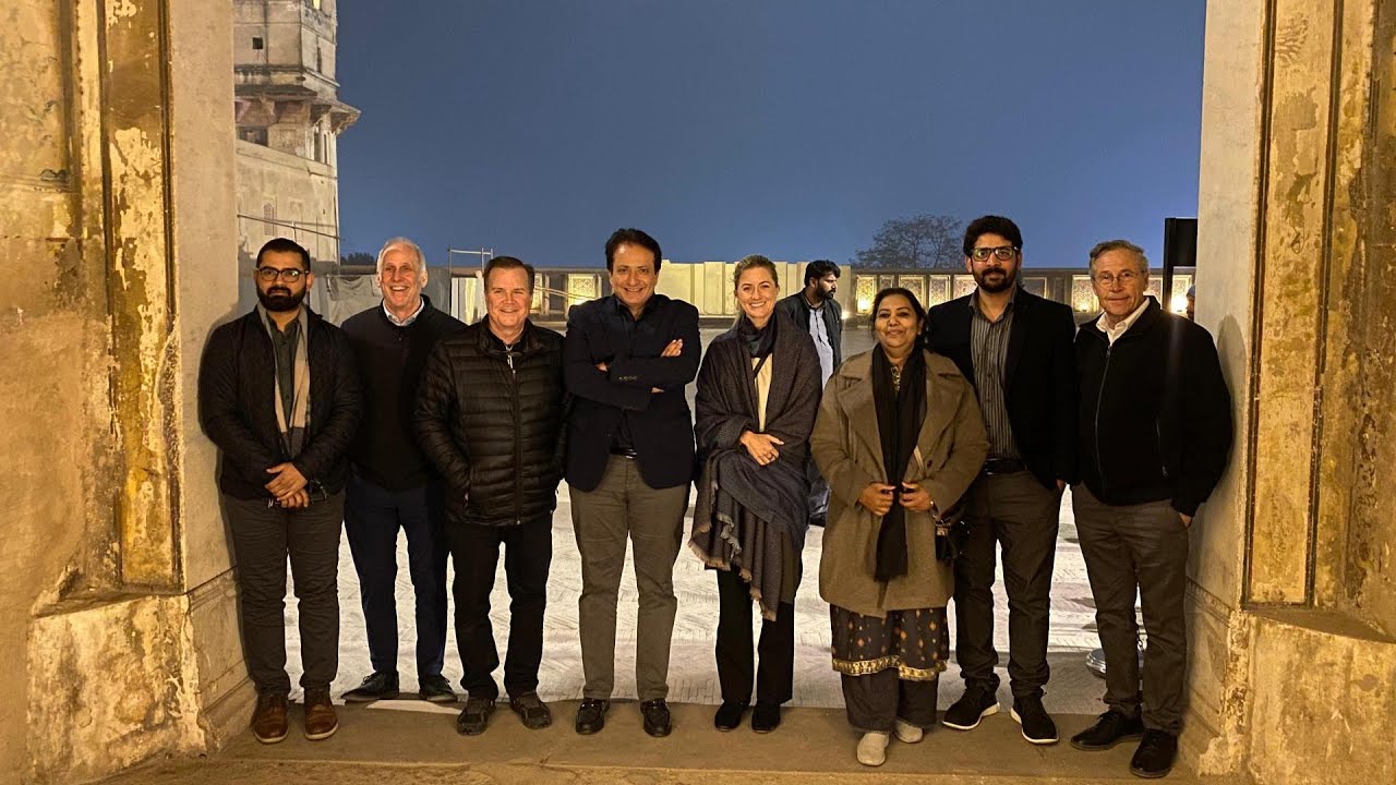 Guided Tour of Lahore Fort | History & Architecture