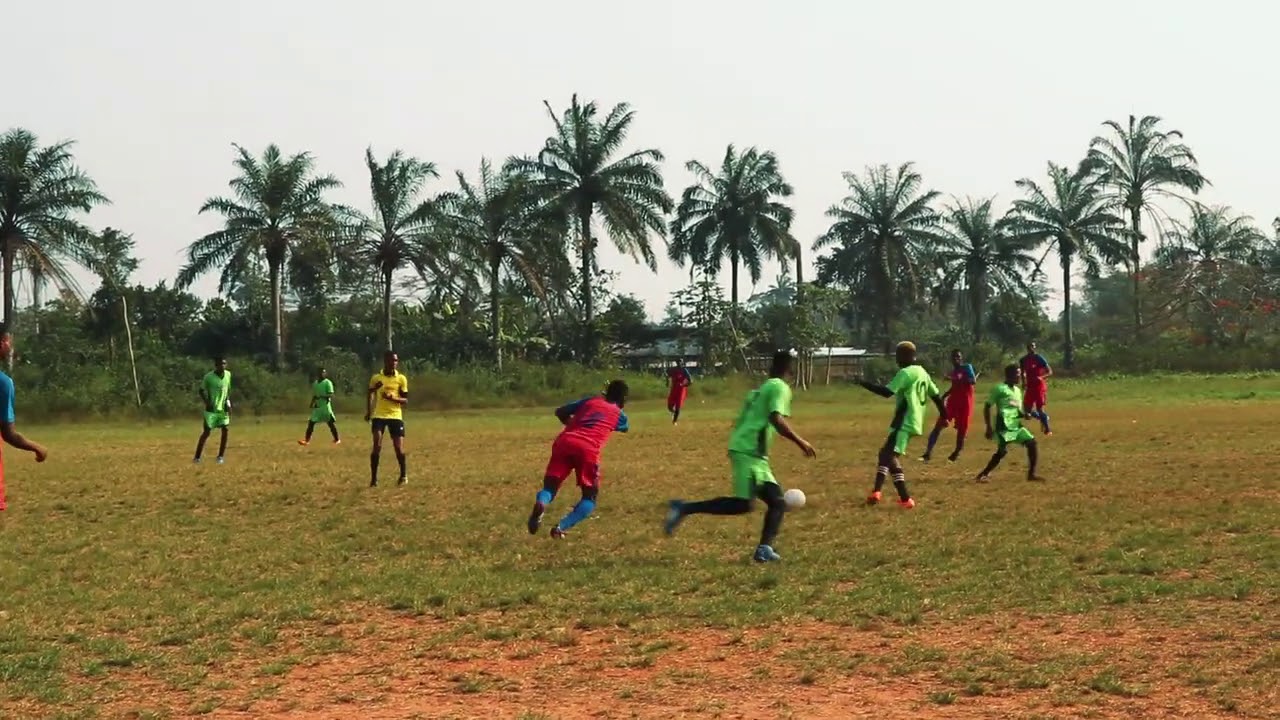 Dynamic Midfielder
