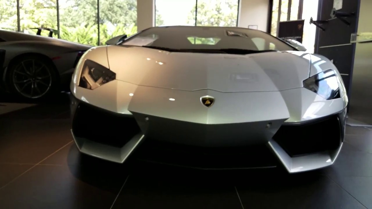 Lamborghini Dallas (LP700-4) feature