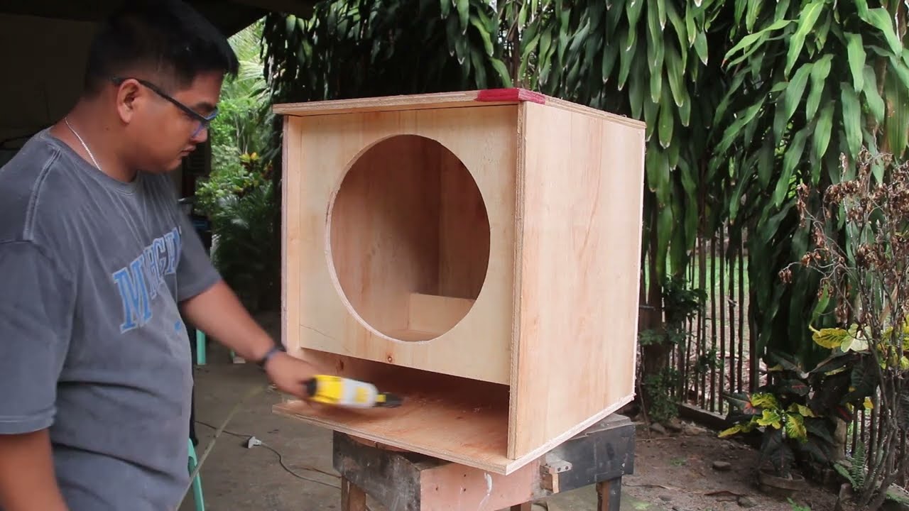 JBL Inspired Subwoofer D18 Speaker Box