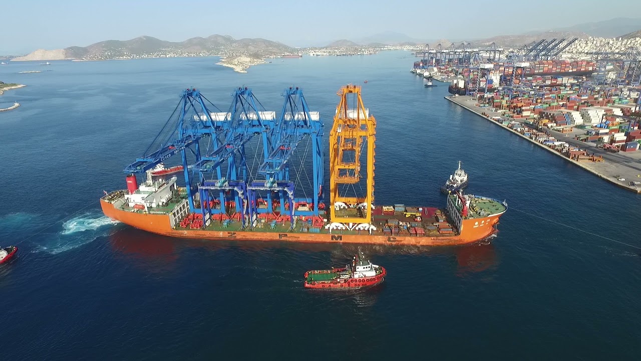 ZHEN HUA 29 - Super Post Panamax Cranes at Piraeus port – COSCO SHIPPING Lines (Greece) SA