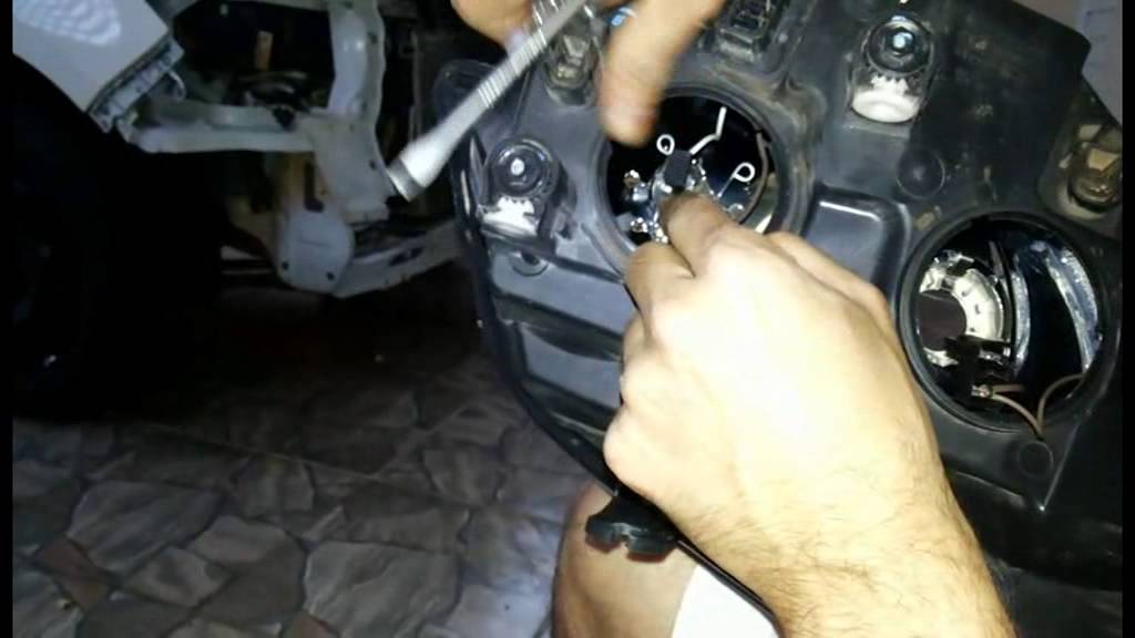 Troca da lâmpada do farol GM - Agile e da Nova Montana