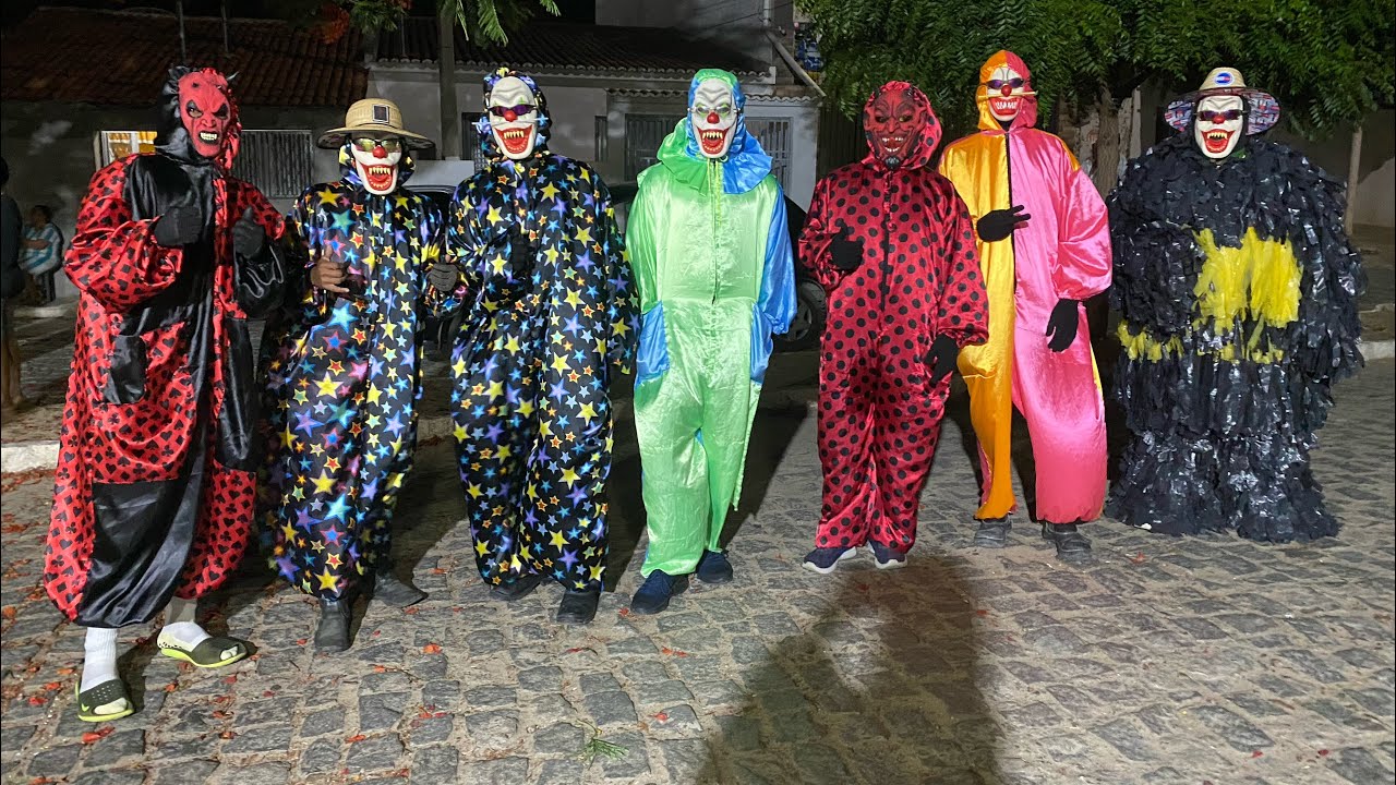 PAPANGUS DE TAPEROÁ PARTICIPANDO DO ARRASTÃO BLOCO DOS CARIRIS 🎭