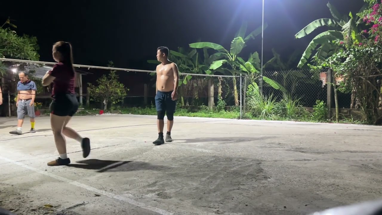 Sân câu cay xoai  hiep 2 