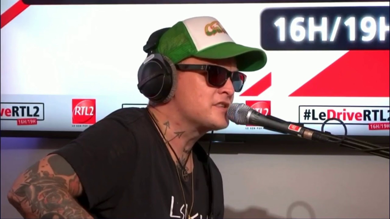 blink-182 - All The Small Things (acoustic) LIVE at #LeDriveRTL2 15/10/2019