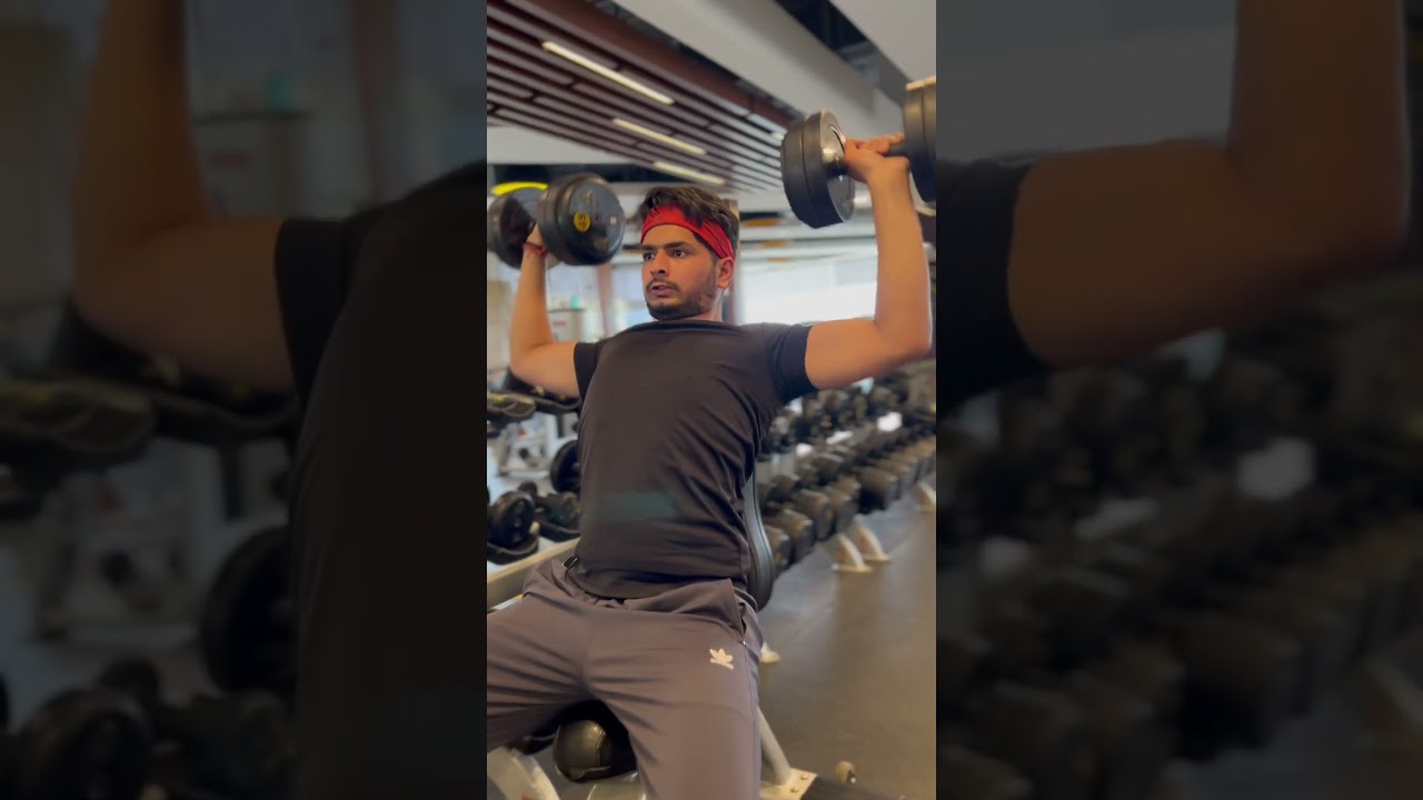 Shoulder press #gym #gymmotivation #pump #pumphouse #fitness #workout #arms #armsworkout