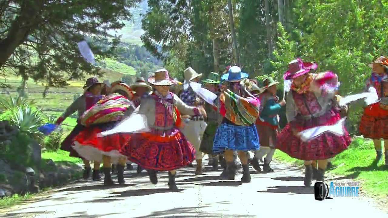Kajay pinkuyllo Sur Andino de Mellototora - Chumbivilcas 02