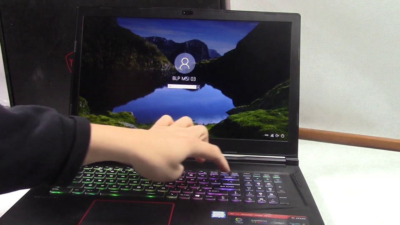 MSI GE73 RAIDER RGB 8RF GAMING laptop bemutató | ITFroccs.hu
