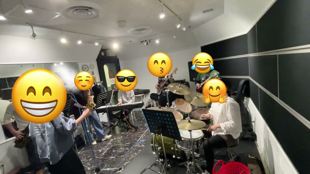 丸の内サディスティック　サックス二本（アルト＆テナー）