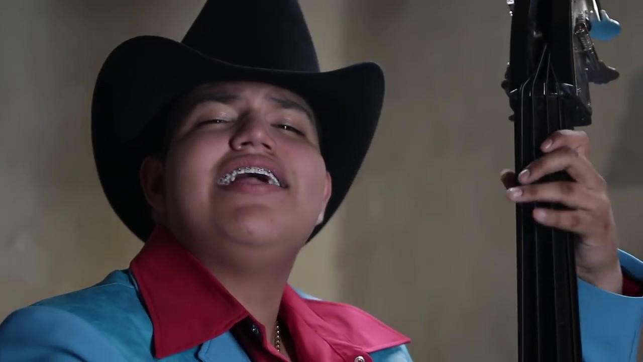 Los Ramones de Nuevo Le&oacute;n - Mi Perra Suerte (Video Oficial)
