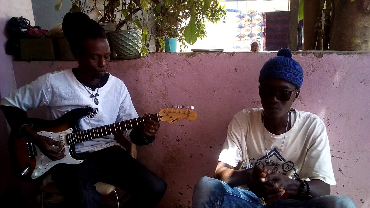 KOWBOY featuring Pape L&eacute;on(andd daan corona)