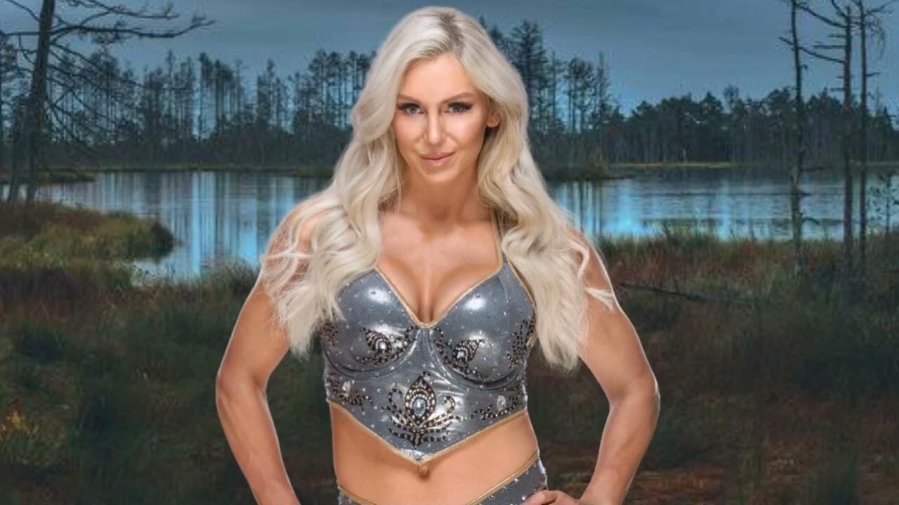 Charlotte Flair 