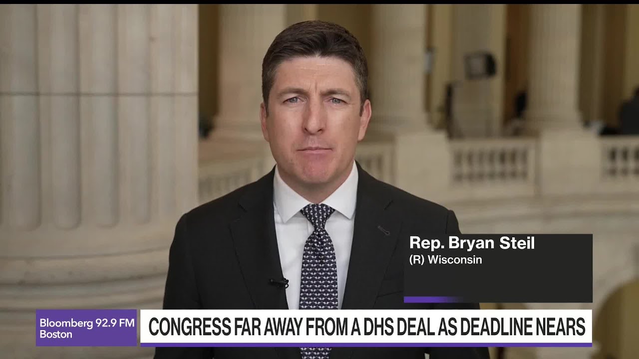 House Rule Vote Delayed as GOP Threatens Revolt on Tariffs