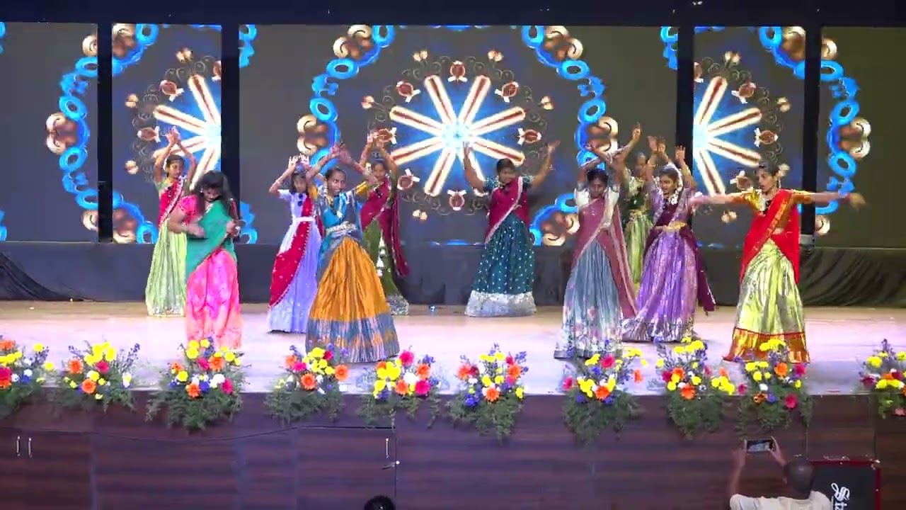 10th Class Girls Energetic Remix Dance | Annual Day PRERANA 2026 | Saint Martins School