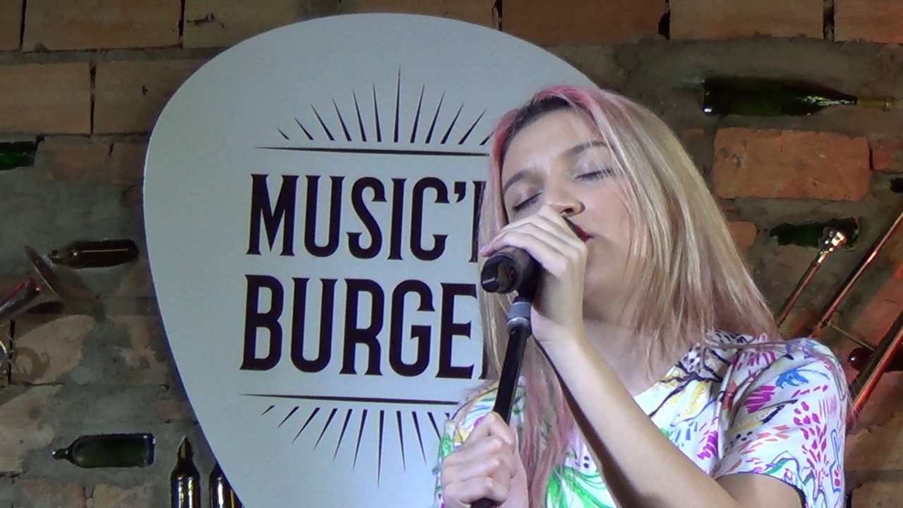 PRISCILLA ALCANTARA: Tudo é Teu/Me ama - Music´N´Burger