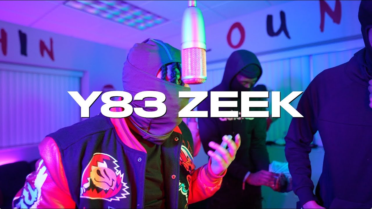 IN THE LOUNGE PERFORMANCE Y83 ZEEK 