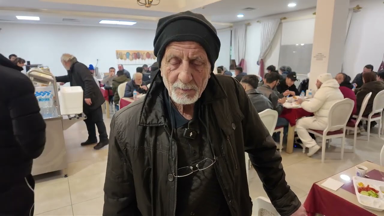 Öğrencilerden Emeklilere, Nöbetçilerden Misafirlere Kadar Herkes Bu Sahur Sofrasında