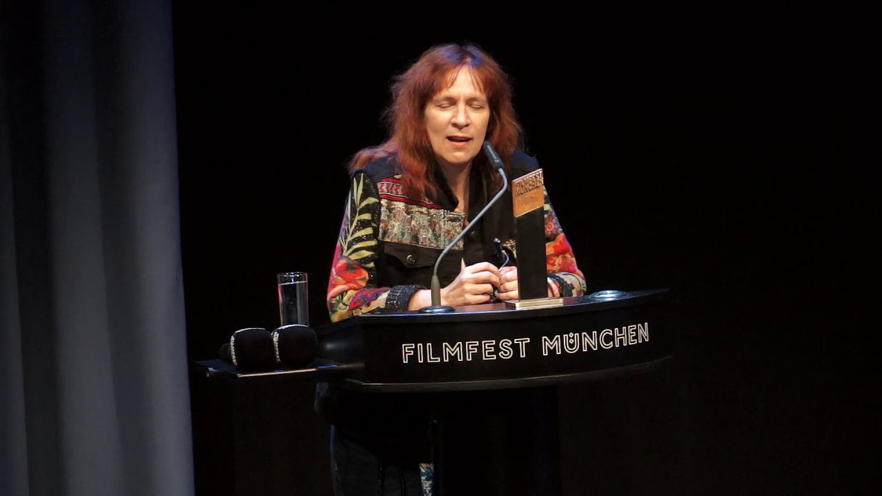 Аманда Пламмер: Похвала обладателю премии Cinemerit Терри Гиллиаму на Мюнхенском кинофестивале 20...