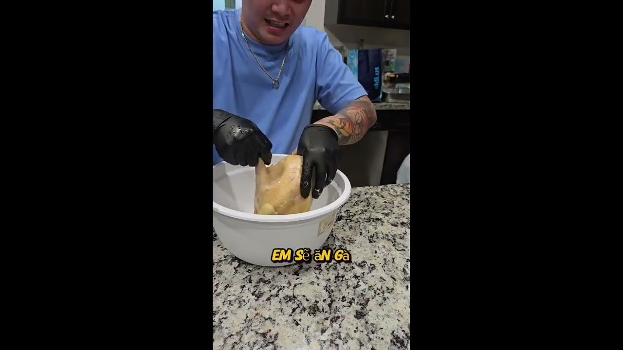 Làm gà xé phau trộn gỏi sau ngày làm việc #cuocsongmy  #nguoivietusa  #usa 