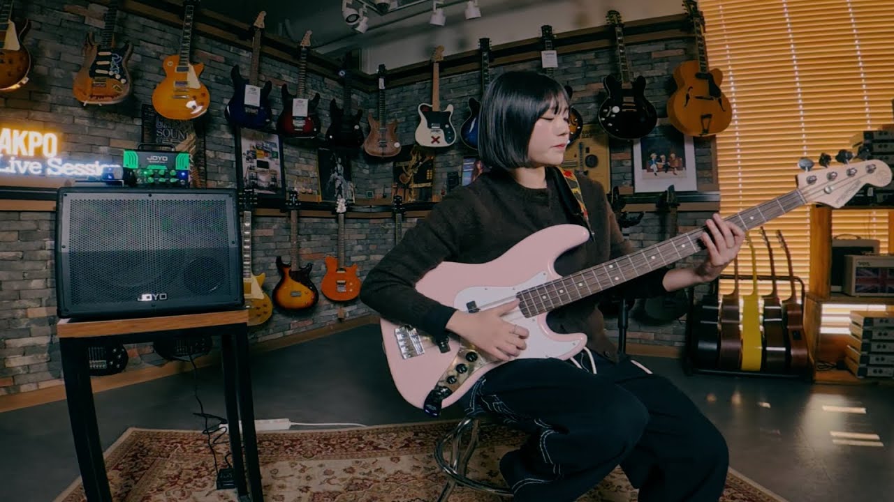 sakanaction - 忘れられないの(잊을 수 없어) Bass cover by 은수 with JOYO Badass bantamp