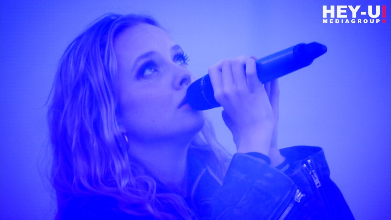 Paula Hartmann - Truman Show Boot [Live 2023]