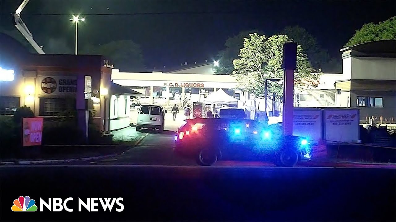 Shooting at strip mall gathering leaves 20 people shot, 1 dead
