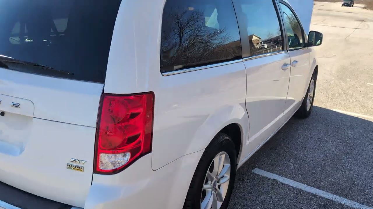 Wholesale Auto Auction car#7 38077C 2019 Dodge Caravan Jan 14