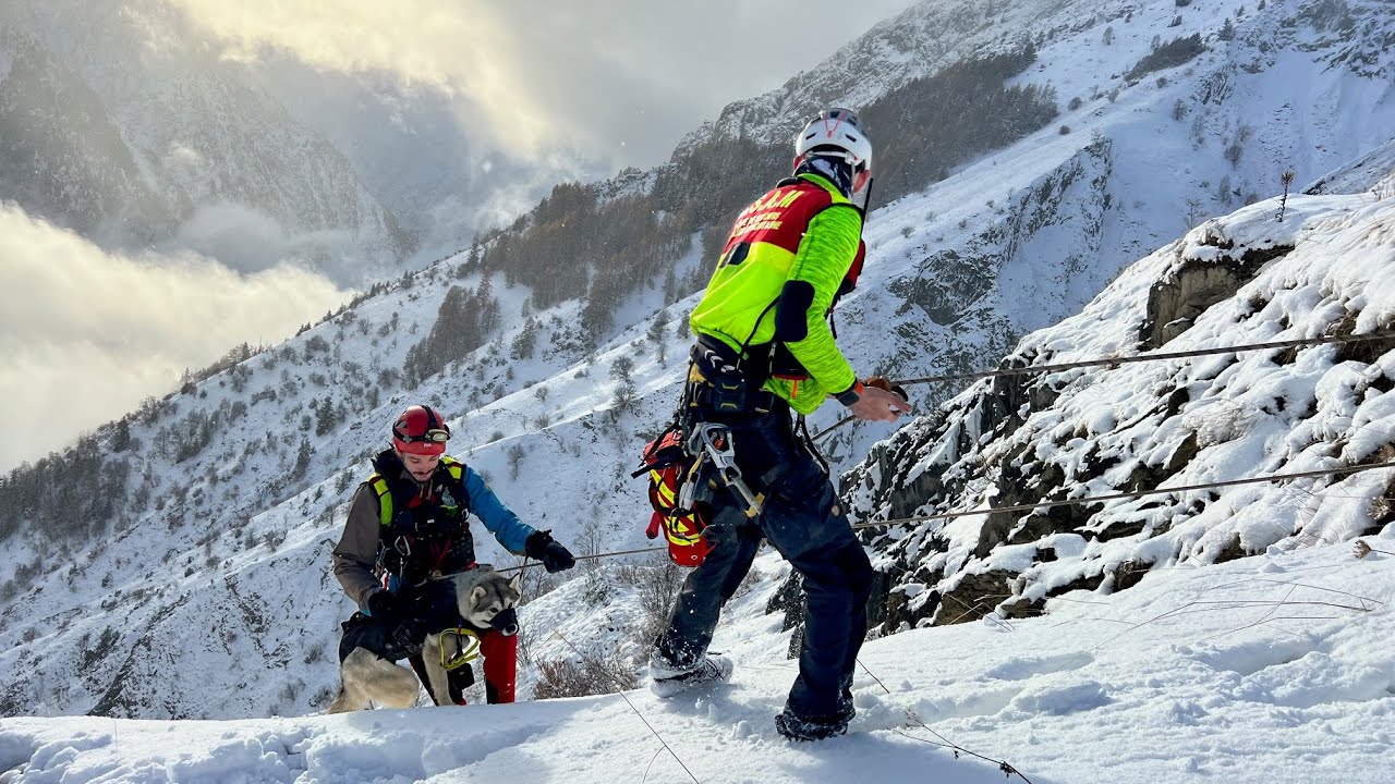 Secours de Raïka par l'ESAM - Les Deux Alpes