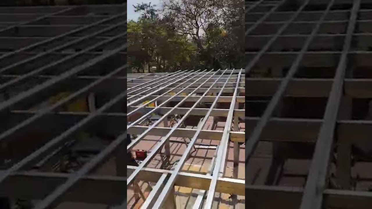 haciendo la estructura met&aacute;lica para el segundo piso del d&uacute;plex con Drywall 🤩. #planosdecasas #short