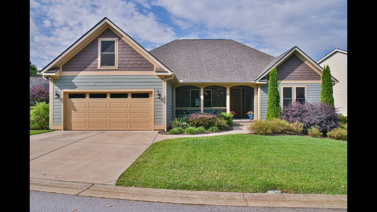 35 Dreambird Drive, Leicester, NC