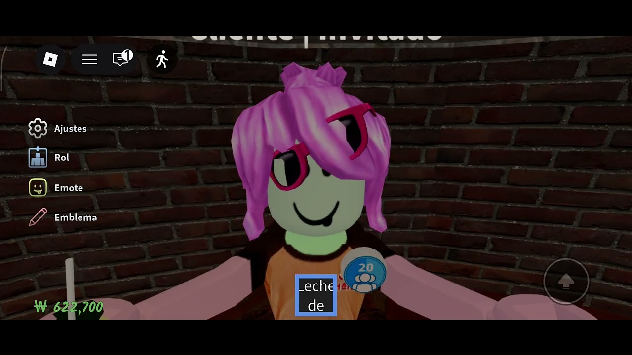 Jugando con mi hermana en roblox en termas noehhe ! 
