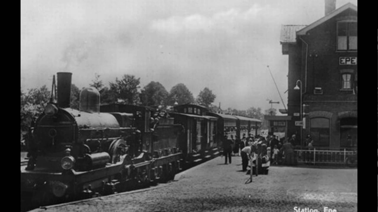 Het station van Epe door de jaren heen. Van nieuw tot vervallen