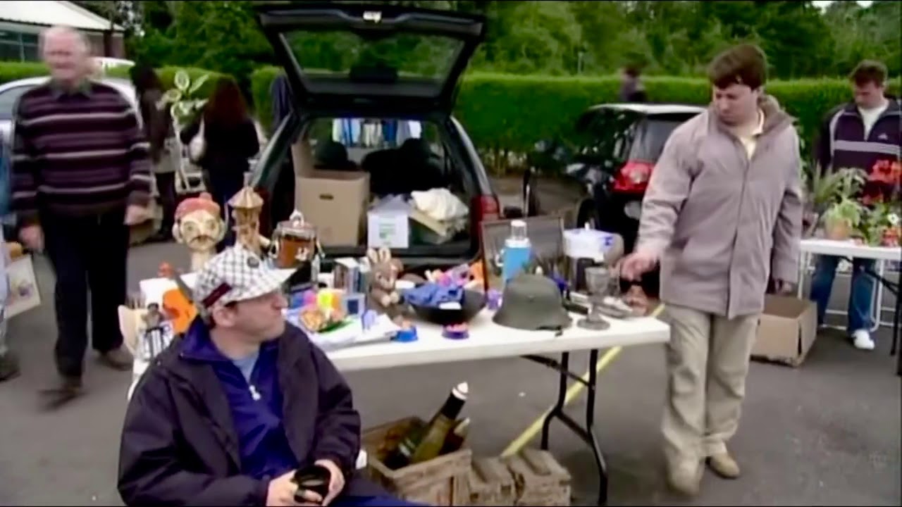 Mitchell and Webb — распродажа ботинок Holy Grail