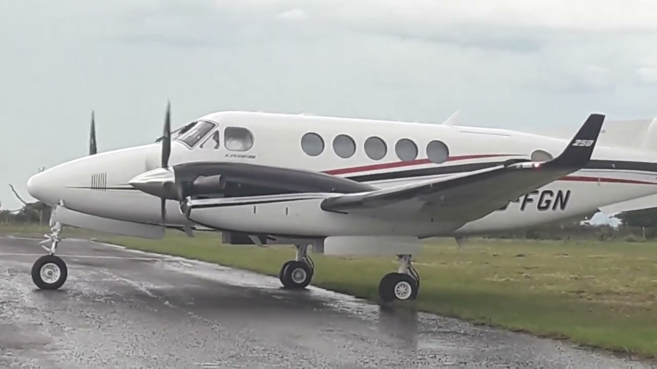 ACIONAMENTO TAXI E DECOLAGEM KING AIR B250 PS-FGN